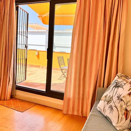 Apartament Penthouse Near Cathedral Private Rooftop Private Parking *