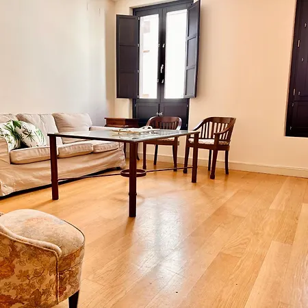 Appartement Penthouse Near Cathedral Private Rooftop Private Parking *