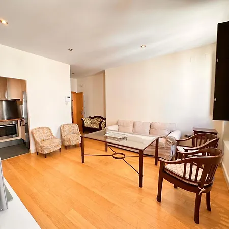 Penthouse Near Cathedral Private Rooftop Private Parking 公寓 *